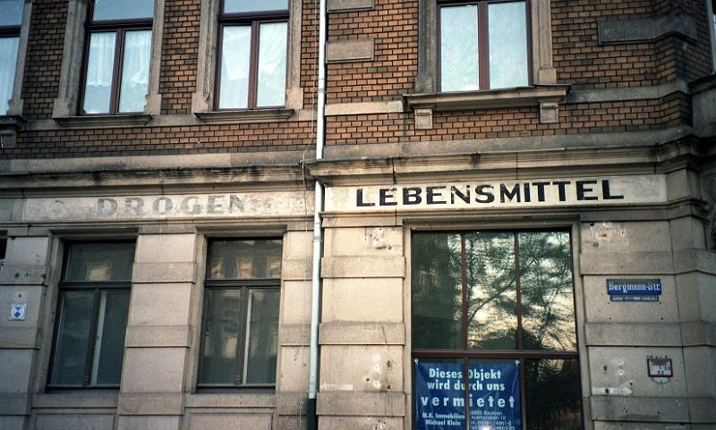 Dresden-Striesen, Bergmannstr. 32, 31.7.1995.jpg